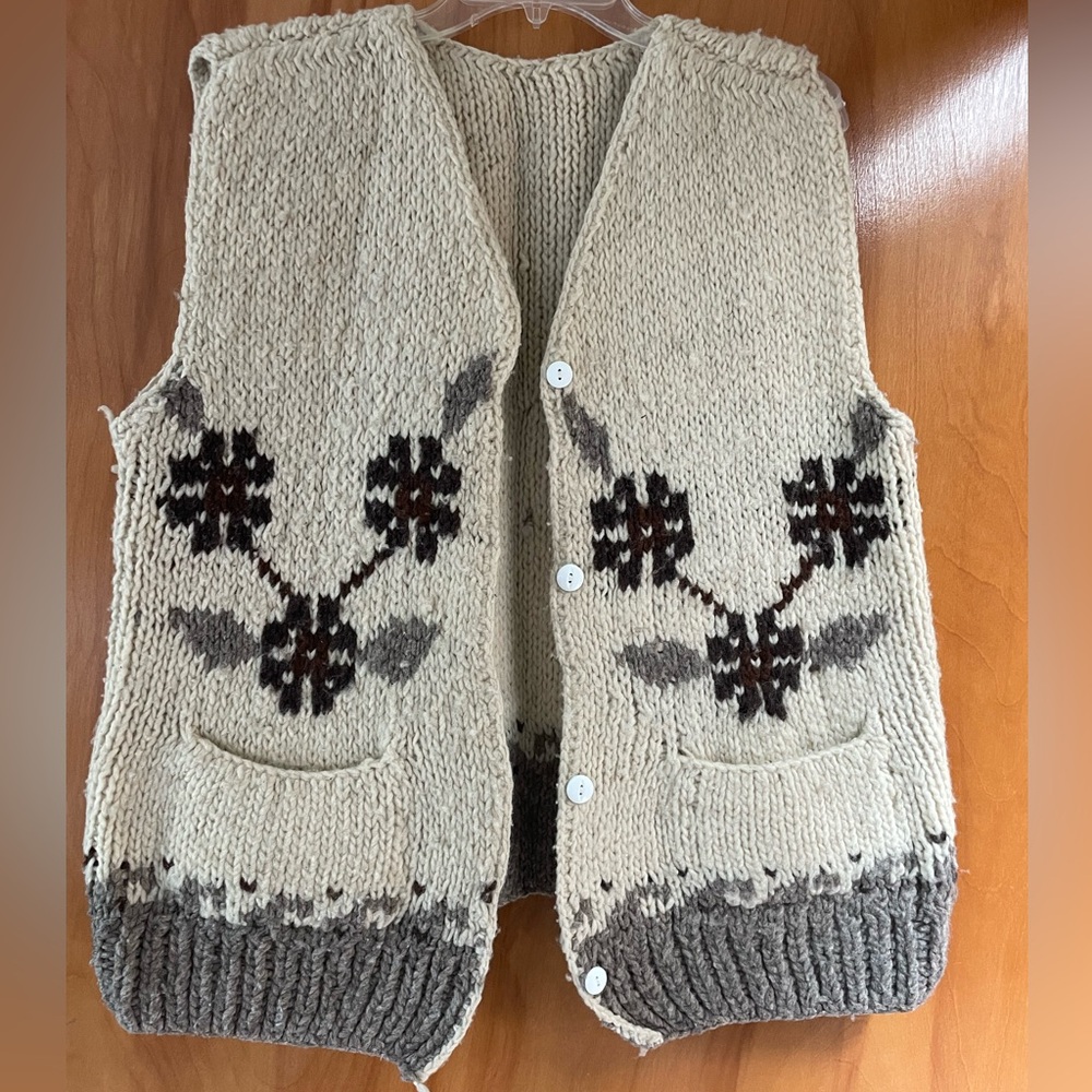 Gorgeous vintage Cowichan hand knit wool sweater vest